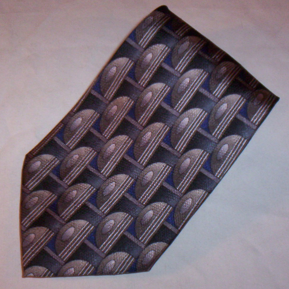NWT mens Louis Roth silk necktie